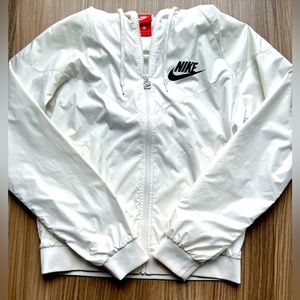 Women’s Nike Windbreaker
